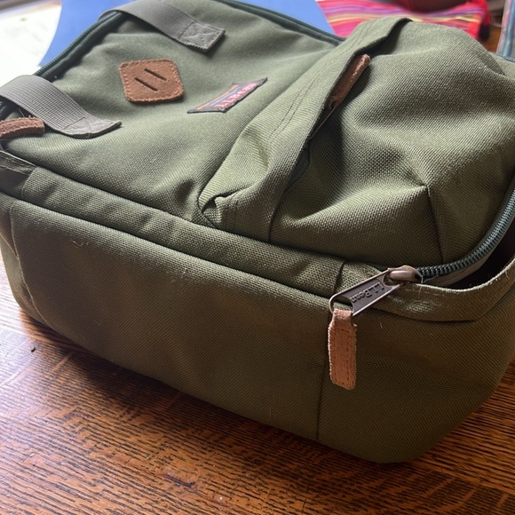 LL Bean Lunch Box. Good condition - Picture 4 of 16